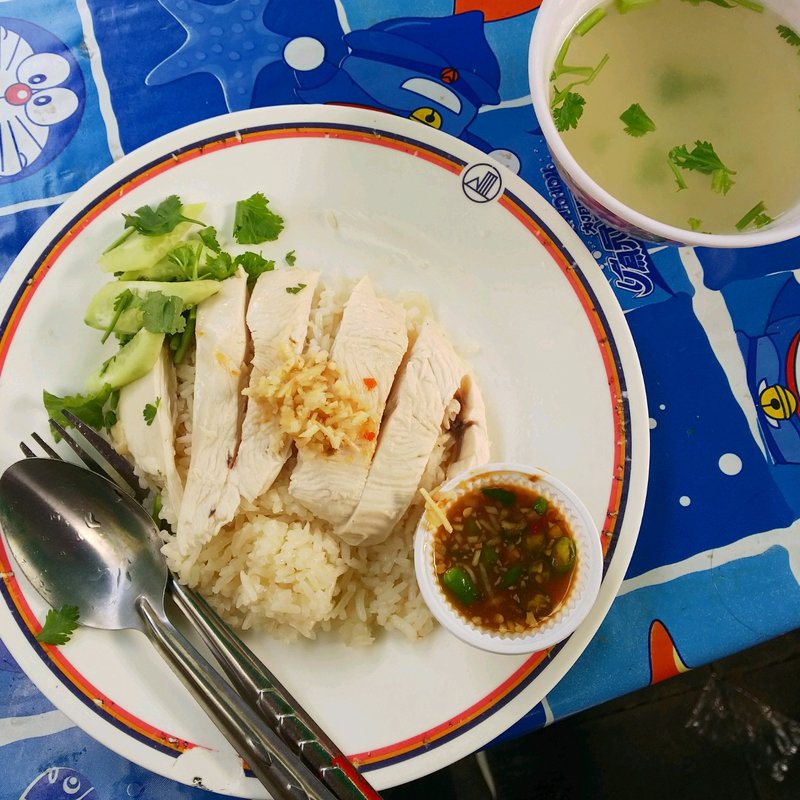 カオマンガイ(ルンピニ公園)