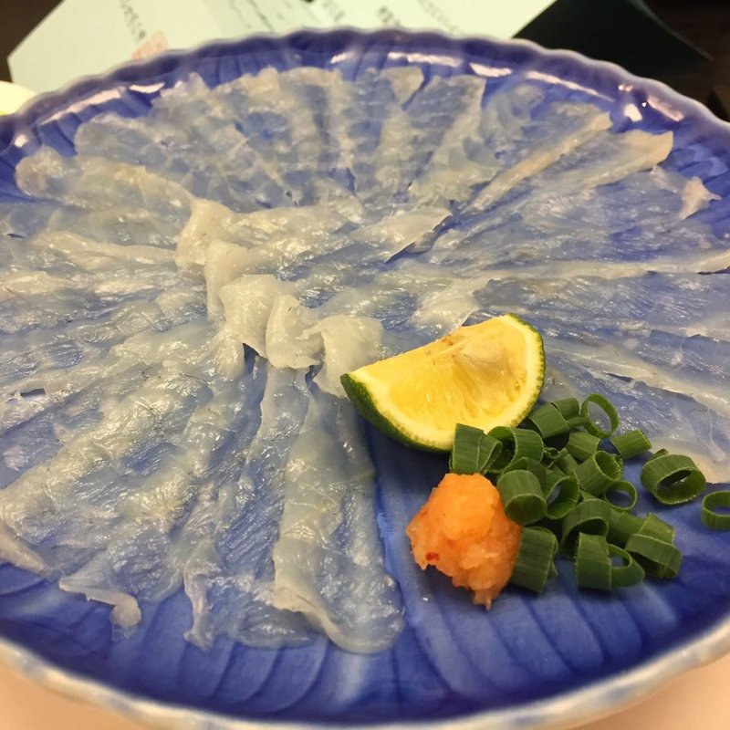 ふぐ三昧コース ふぐの刺身(としまや 月浜の湯 （としまや つきはまのゆ）)