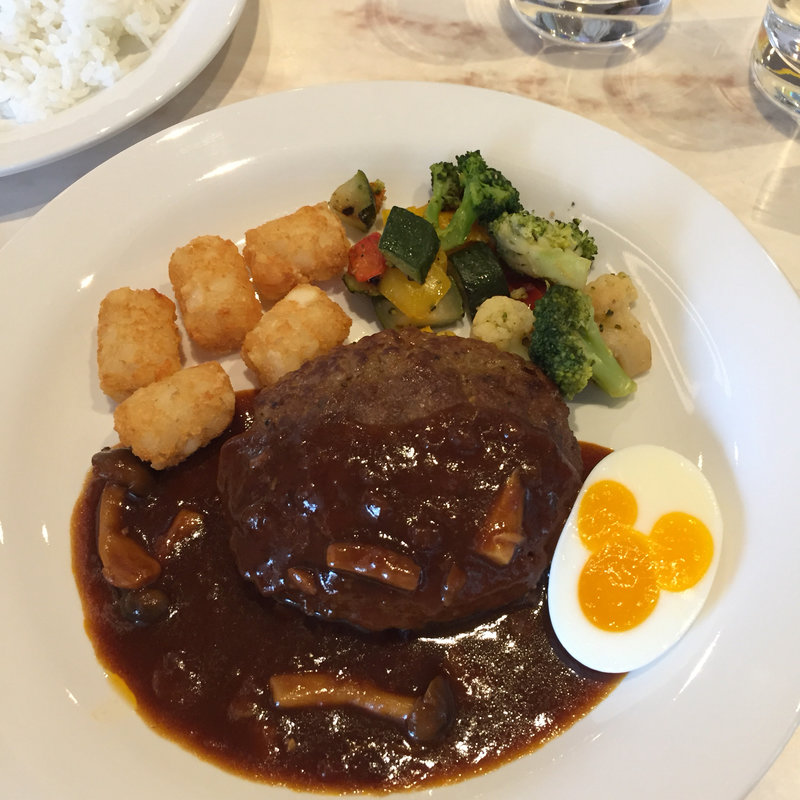 ハンバーグステーキ(S.S.コロンビア・ダイニングルーム)