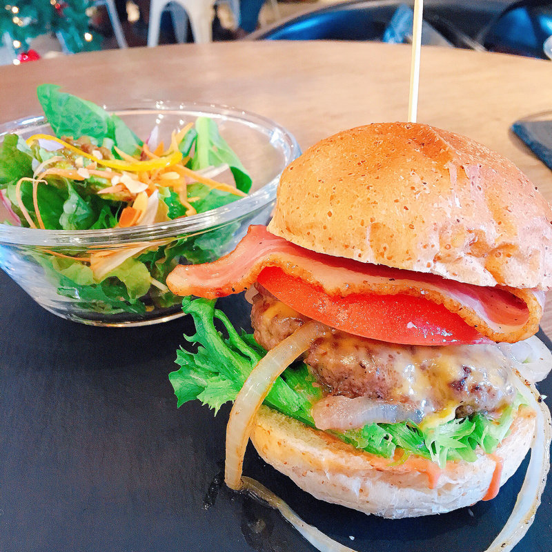 A セット(バーガー)(kobe harbor kitchen Haji)