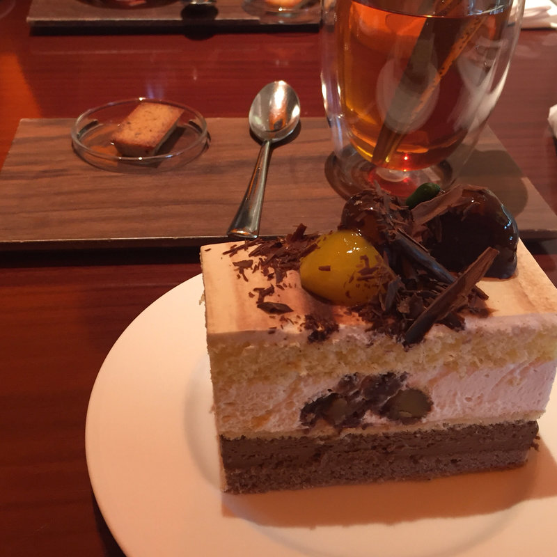 ケーキセット ほうじ茶ケーキ(ピエール)