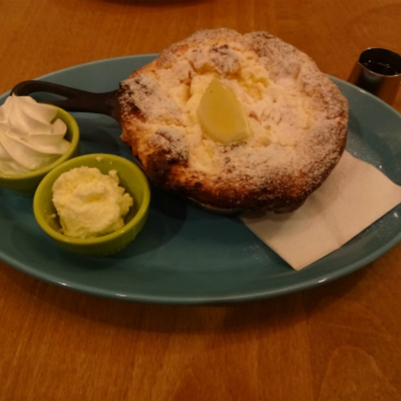 スキレットパンケーキ バターアンドレモン・ハーフサイズ (Say Cheese！ Cafe ルミネ横浜店)