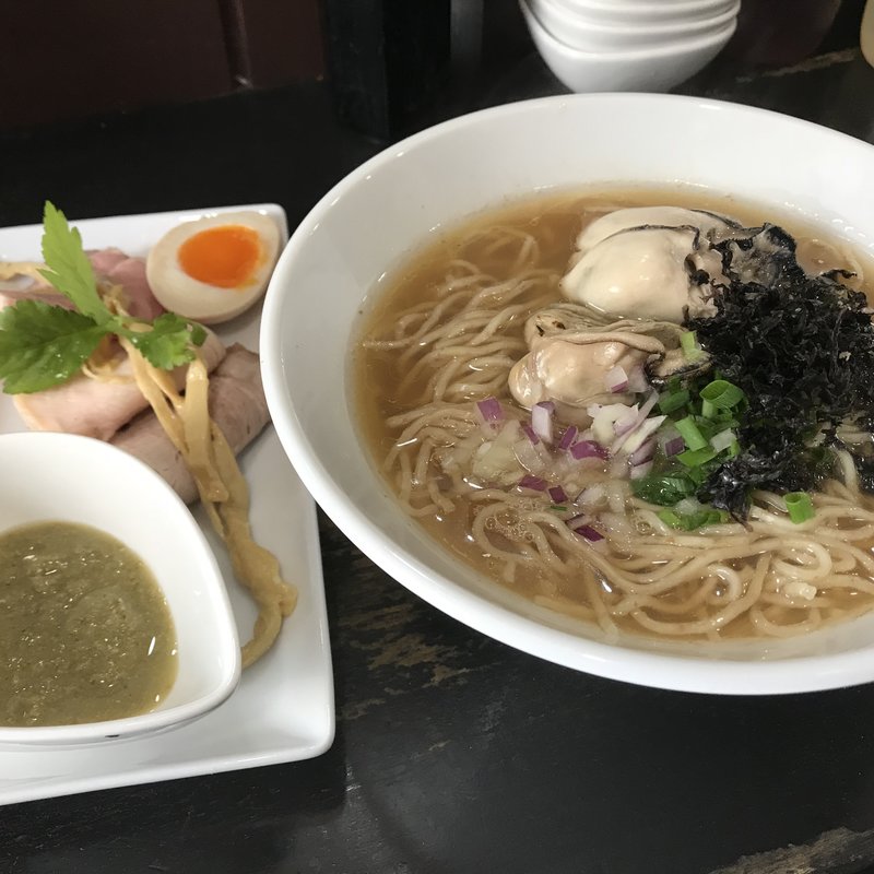 限定！カキのラーメン(らぁめんこはく )
