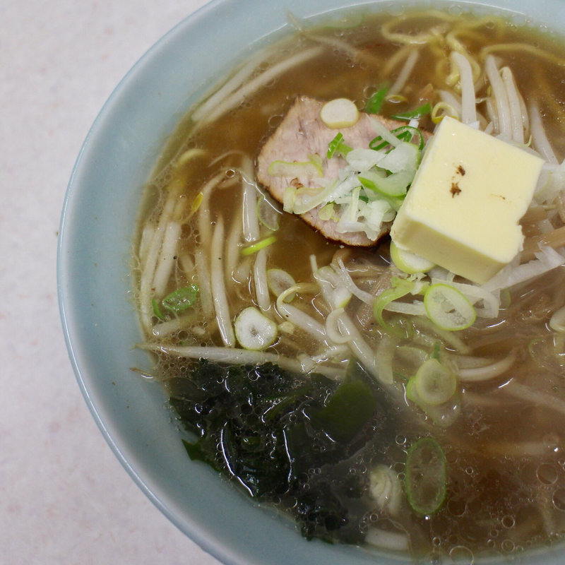 塩ラーメン＋バターTP(ラーメン芳蘭)