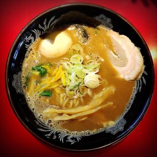 特濃醤油ラーメン(らーめんこてんぱん)