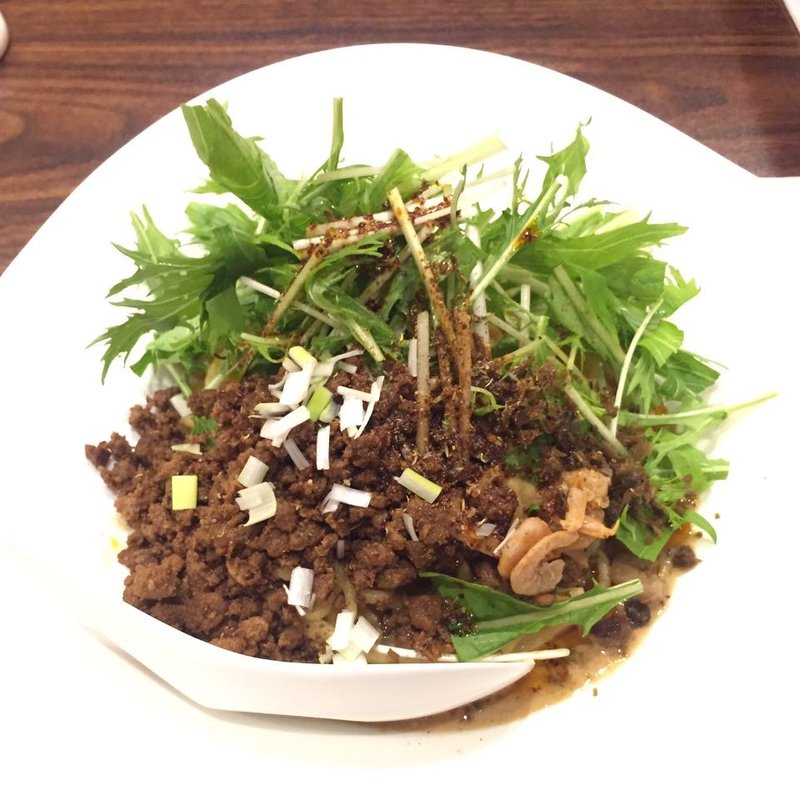 汁なし担担麺 黒胡麻担担麺(汁なし担担麺 ピリリ)