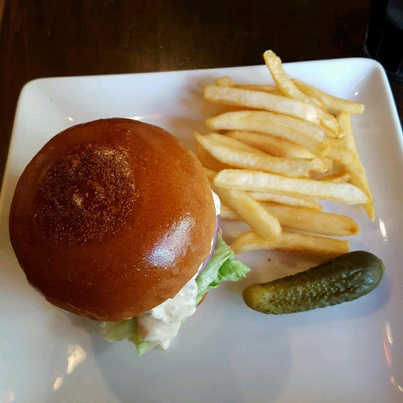 日替わりバーガー(タルタルソース)(シェイクツリー バーガー＆バー （shake tree burger&bar）)