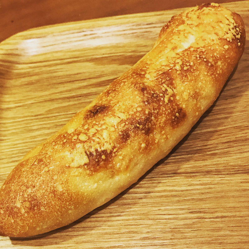 チーズ棒(Boulangerie tomohiro（ブーランジェリー トモヒロ）)