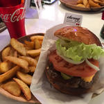 チーズバーガー(CHERRY BURGER )