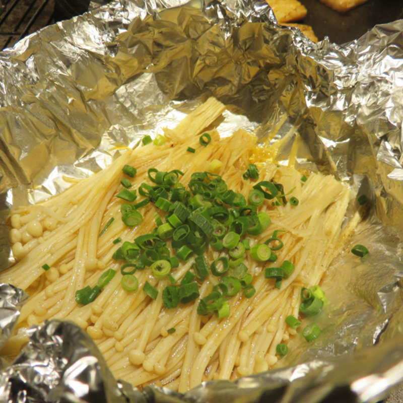 エノキホイル。(あじさわ)