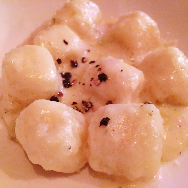 自家製ニョッキ クワトロフォルマッジョ(ワイン食堂 久)