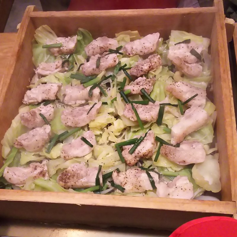 大山鶏もも肉やわらかせいろ蒸し(酉十郎 川崎店 （とうじゅうろう）)