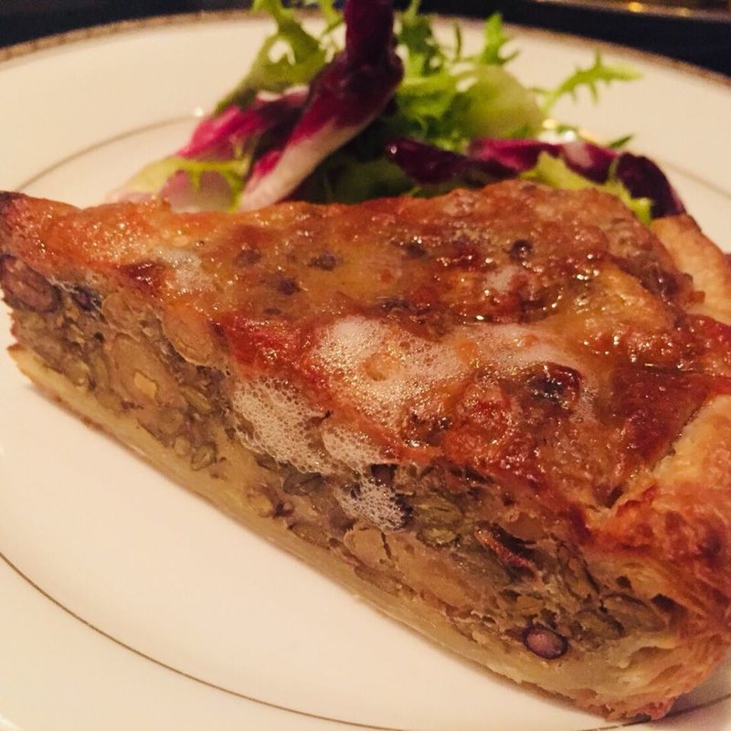 5種類の豆のオリジナルキッシュ(B・B13BAR （ビー・ビー サーティーン バー）)