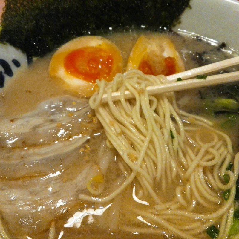 昭和（むかし）ラーメン(九州筑豊ラーメン 山小屋 開成店 （ヤマゴヤ）)