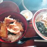 肉丼セット(寿亭 （コトブキテイ）)
