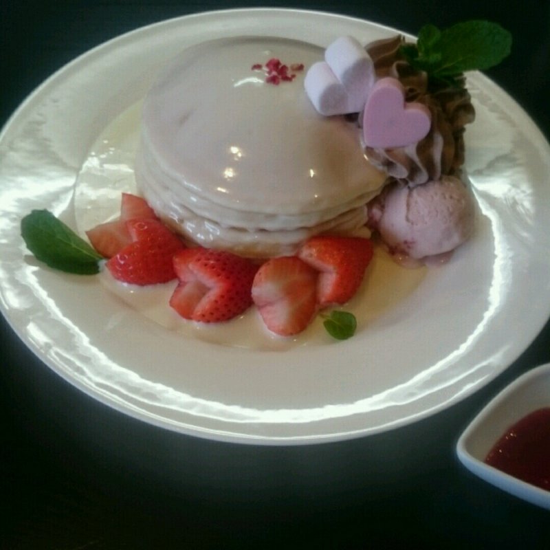 ホワイトデーパンケーキ(カフェシュシュ)