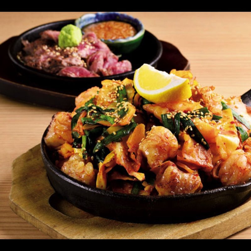 鉄鍋ホルモン焼(清水 HONTEN （シミズ ホンテン）)