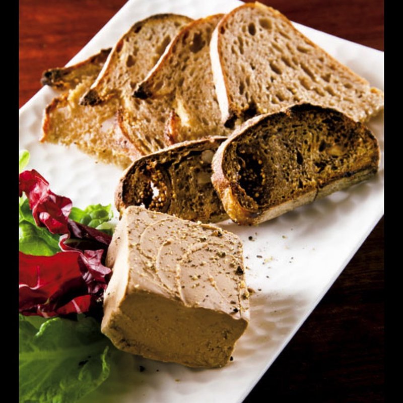 パーラー江古田さんのバゲットとホップデュベル自家製パテ(ホップデュベル)