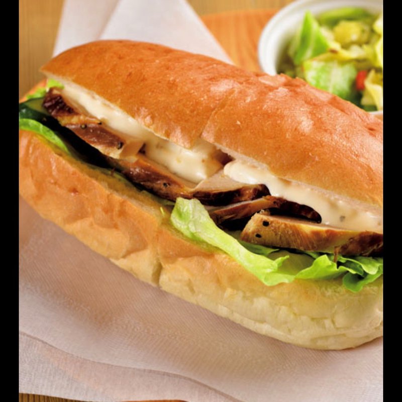 自家製スモークチキンサンド(柳島カフェ)