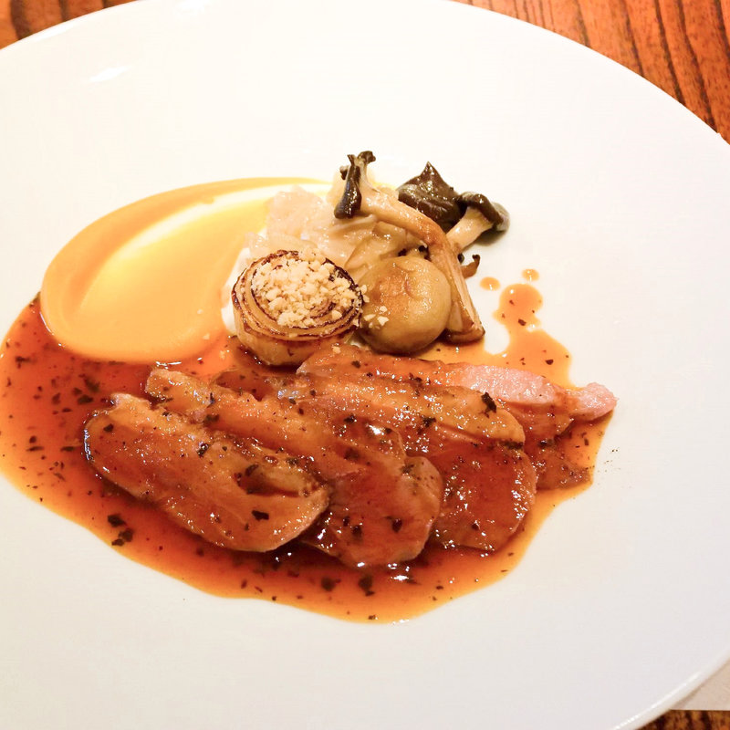 仔鴨のロースト ソースエルプ(Chez NAGAO)