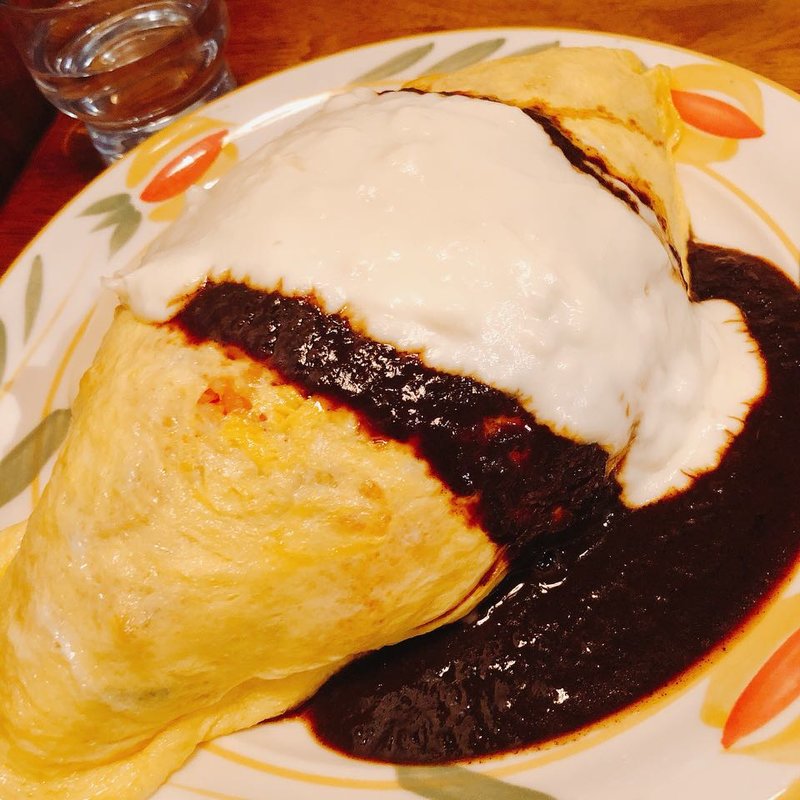 デミ&ホワイトソースのオムライス(ピエール )