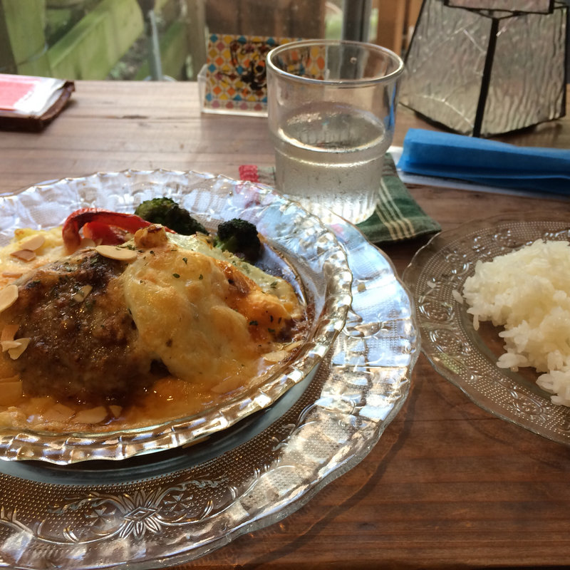 チーズハンバーグ？(Cafe-Refresh)