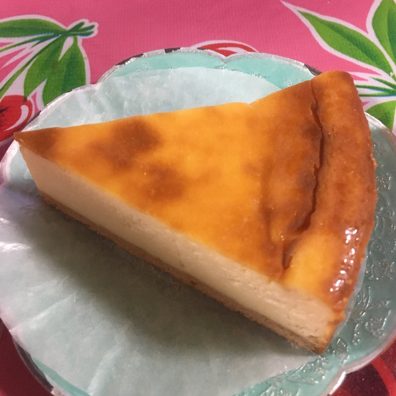 ベイクドチーズケーキ(patisserie Eau du ciel)