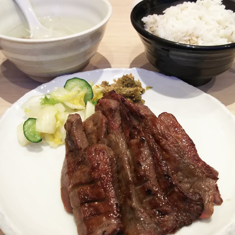 牛たん定食1.5人前(牛たん若 仙台駅東口店)