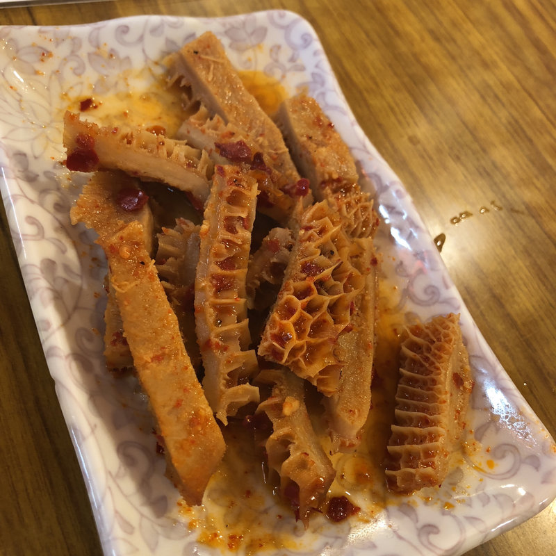 ハチの巣(鈴芳)