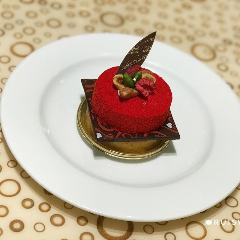 タルトショコラフランボワーズ(トスティーナ （tostina）)