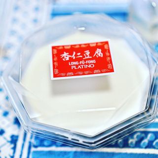 杏仁豆腐(プラチノ 上町本店)