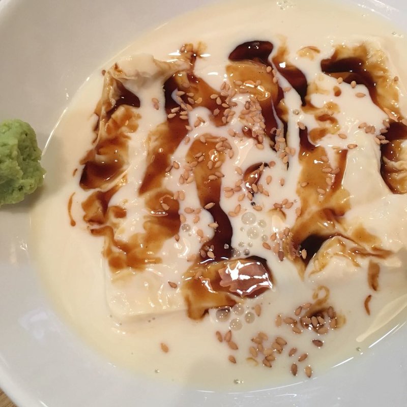 生湯葉の刺身(居酒屋 達磨)