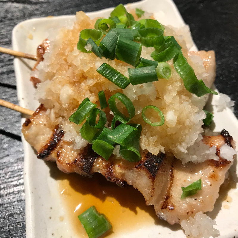 豚トロおろしポン酢(炭火串焼 シロマル 千葉ニュータウン店)