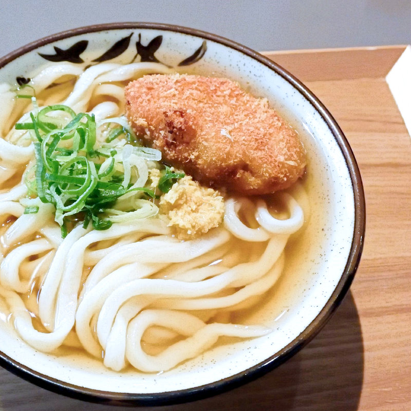 コロッケうどん（かけうどん+コロッケ）(Udon kyutaro)