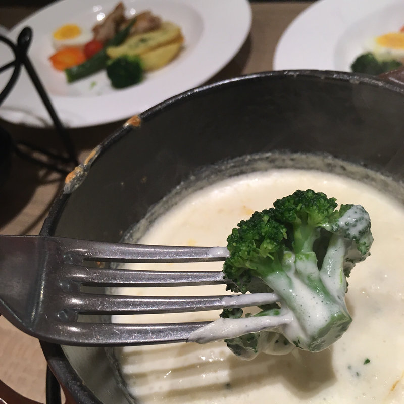 チーズフォンデュランチ(ブレッドガーデン イオンモール広島府中店 )