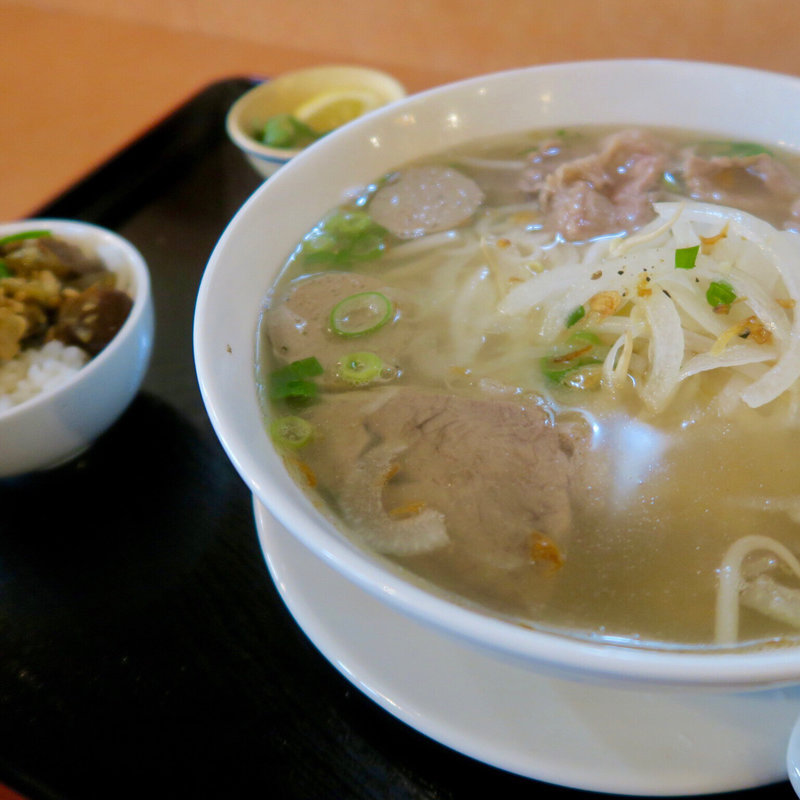 牛肉4種盛フォーランチ(ベトナム料理フォーベトPhở Việt)