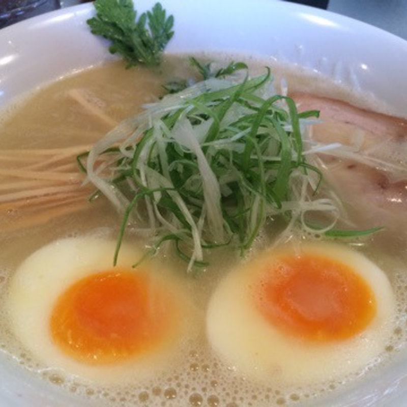 コラーゲン入り塩味(三角山五衛門ラーメン)