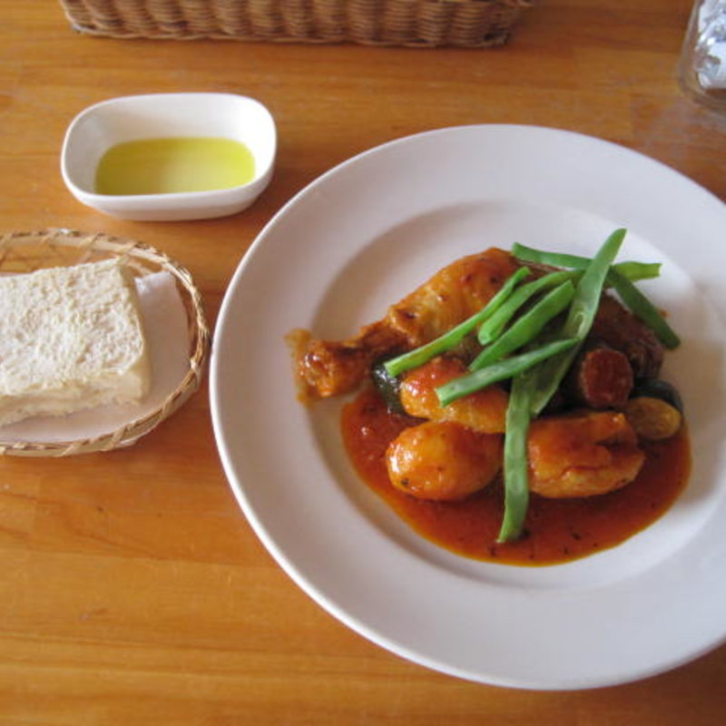 骨付きチキンのトマト煮( Polpo 北国分店 （ポルポ）移転前の店舗情報です。新しい店舗はPolpo をご参照ください。)