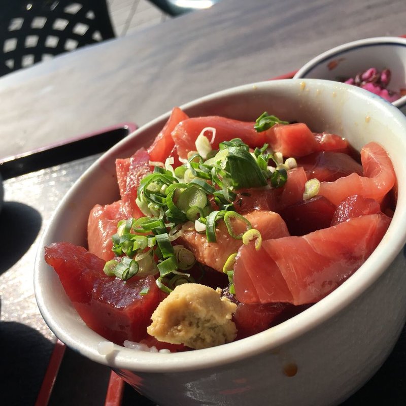 まぐろ漬け丼(海鮮市場　長崎港)