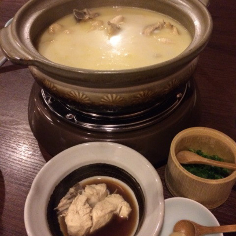 水炊き食べ放題飲み放題付き5000円のコース(水たき玄海)