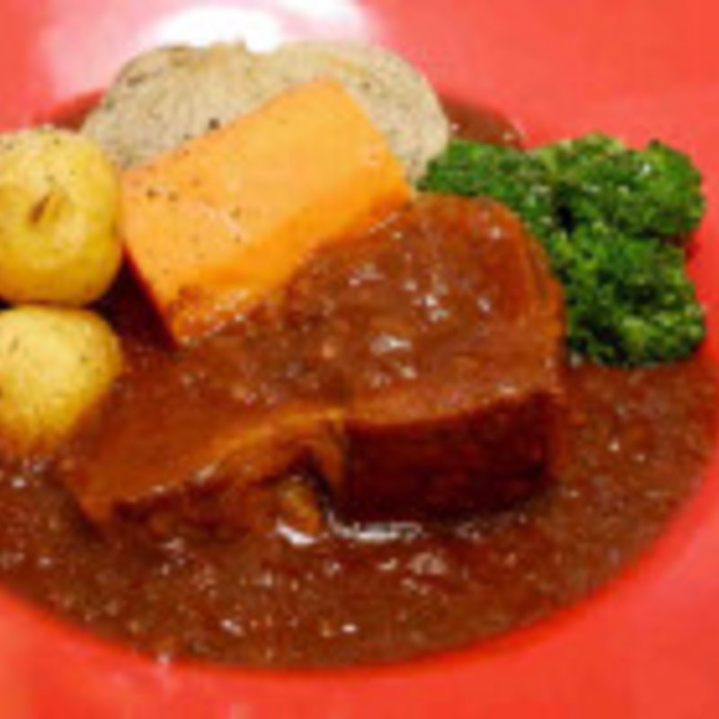 東京ビーフシチュー(100本のスプーン 神戸三田プレミアム・アウトレット )