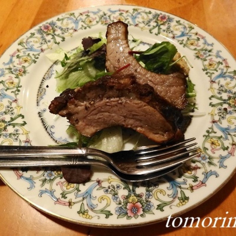 豚スペアリブの燻製(10423 トシフミ)