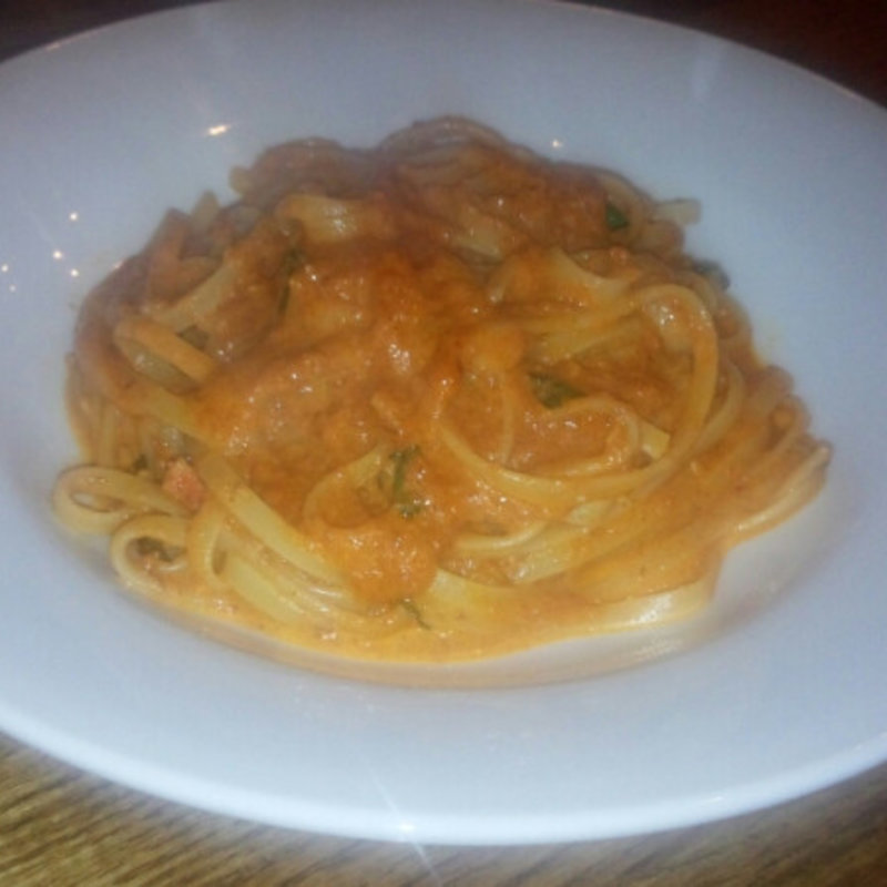 渡り蟹のﾄﾏﾄｸﾘｰﾑﾊﾟｽﾀ(2colori ドゥエ·コローリ)