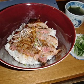ステーキ丼(310 )