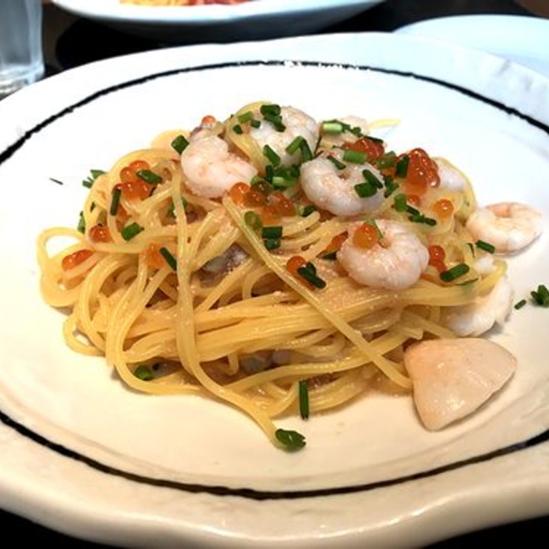 博多ふくや明太子と魚介のスパゲッティ イクラを添えて(37 PASTA)