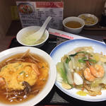 海鮮麺セット（ミニ天津飯）(551 蓬莱 梅田大丸店 イートインカウンター （ゴウゴウイチ ホウライ）)
