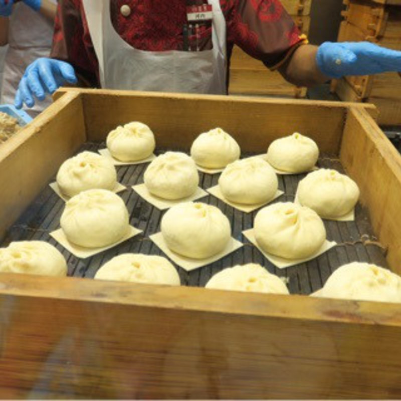 豚まん(551蓬莱 心斎橋大丸店)