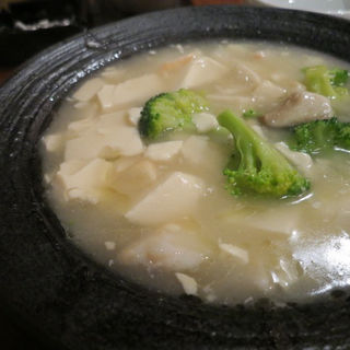 蟹肉と豆腐の煮込(A・DINING)