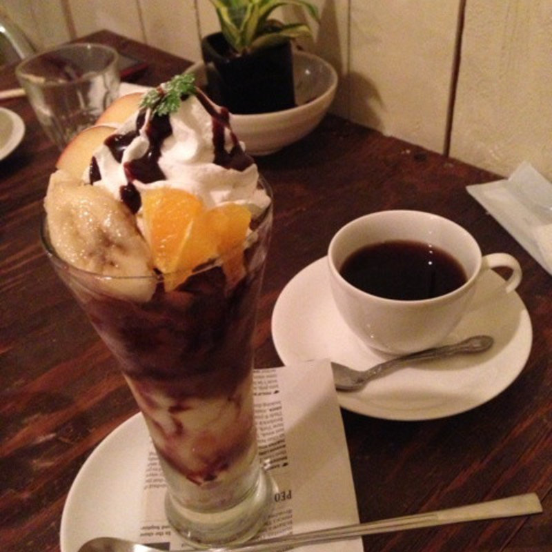 チョコバナナパフェ(a.baku （ア バク 【旧店名】Granma's Kitchen! DELICA）)