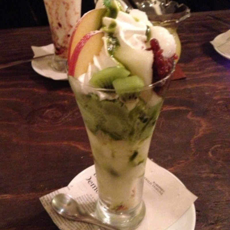 抹茶あずきパフェ(a.baku （ア バク 【旧店名】Granma's Kitchen! DELICA）)